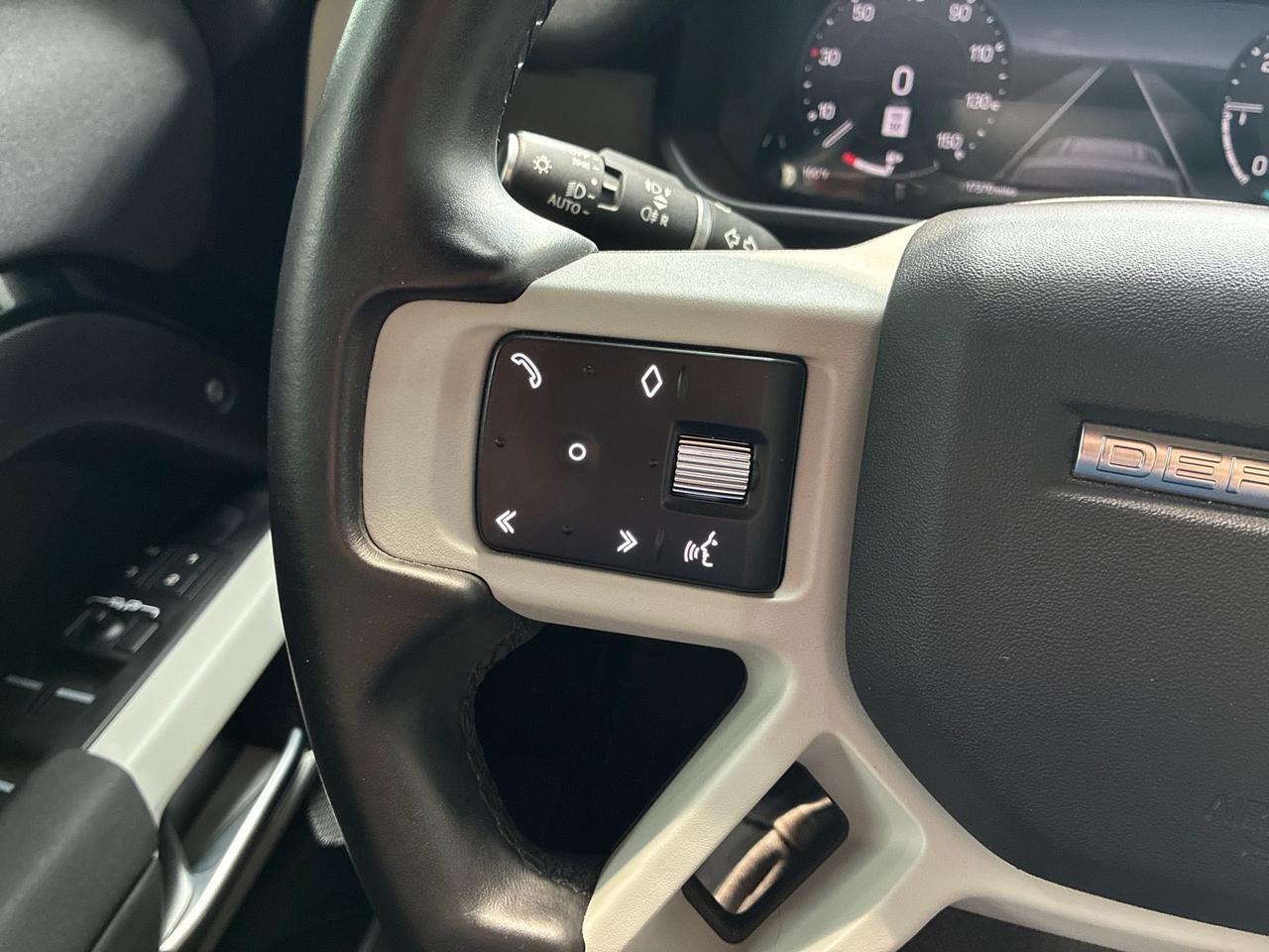 2023 Land Rover Defender 130 SE, Comfort and Convenience Pack, 22in Wheels, 4-Zone Climate Houston TX