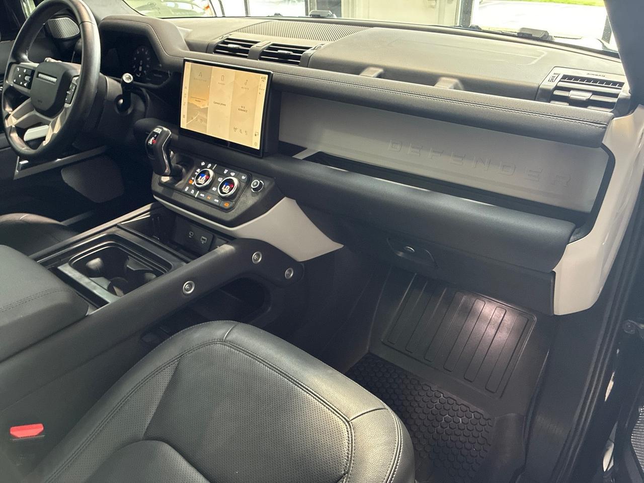 2023 Land Rover Defender 130 SE, Comfort and Convenience Pack, 22in Wheels, 4-Zone Climate Houston TX