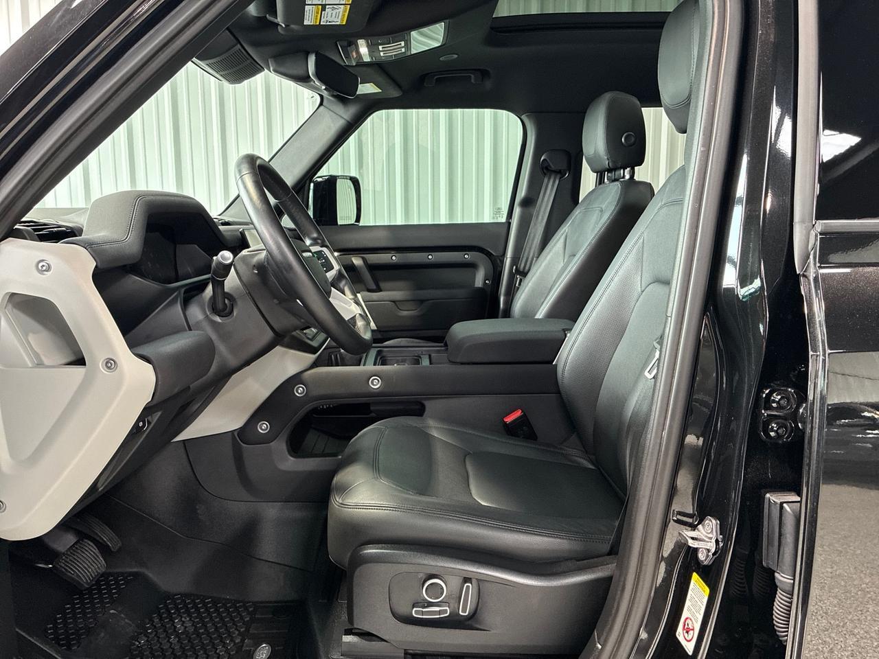 2023 Land Rover Defender 130 SE, Comfort and Convenience Pack, 22in Wheels, 4-Zone Climate Houston TX