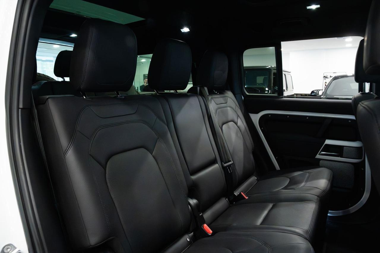 2023 Land Rover Defender 130 SE Gladstone OR