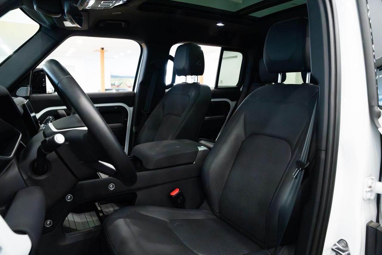 2023 Land Rover Defender 130 SE Gladstone OR