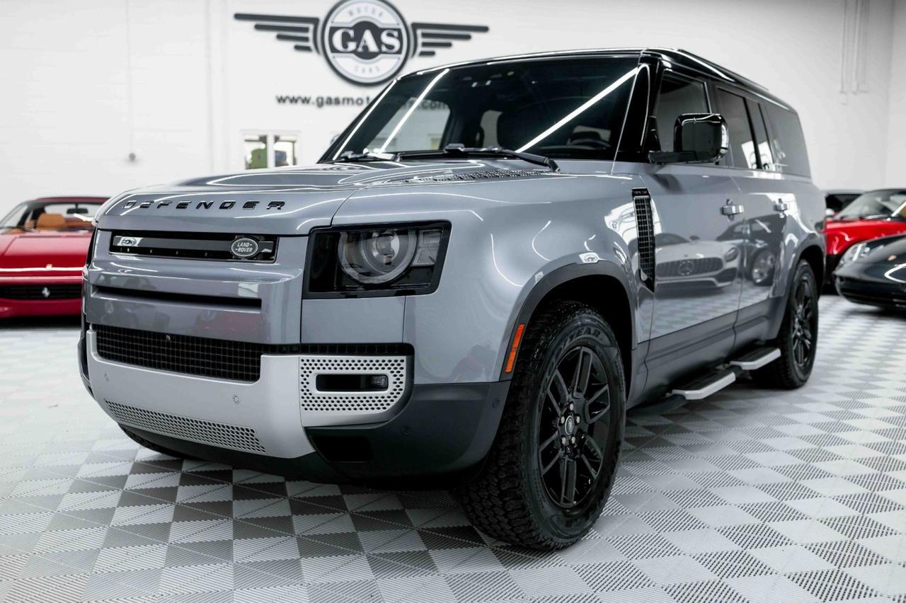 2023 Land Rover Defender 130 SE