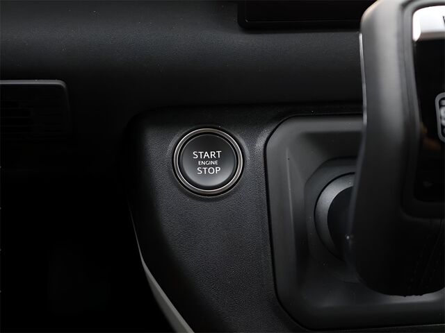 2023 Land Rover Defender 130 SE Oshkosh WI
