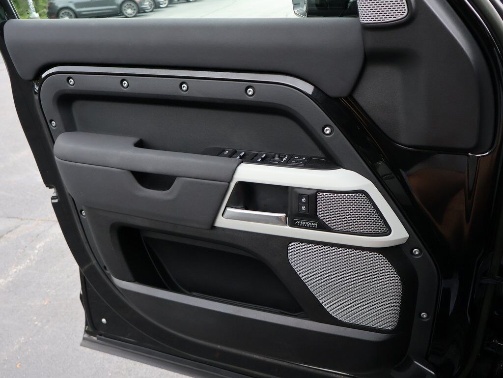 2023 Land Rover Defender 130 SE San Clemente CA