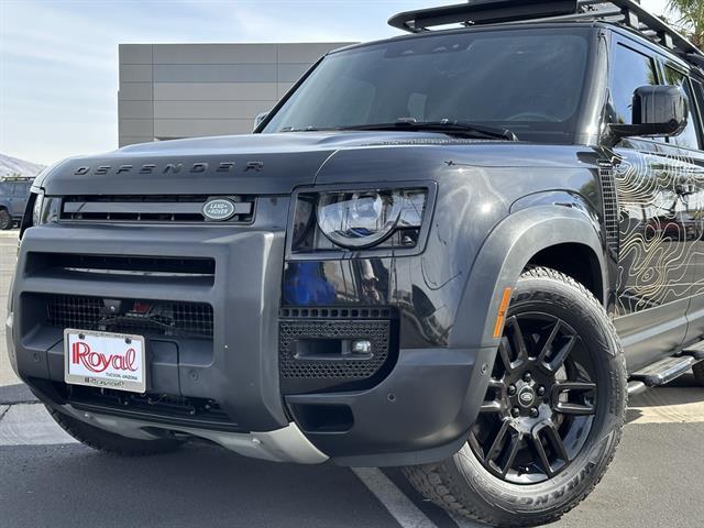 2023 Land Rover Defender 130 SE