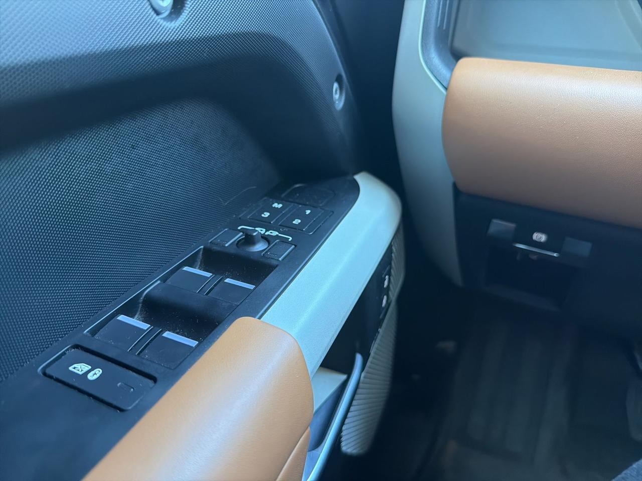2023 Land Rover Defender 130 SE Fredericksburg VA