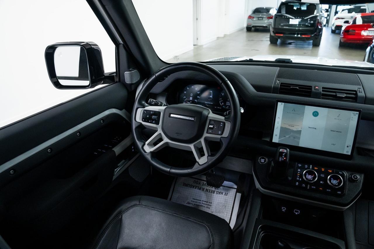 2023 Land Rover Defender 130 X-Dynamic SE 1 Owner 3rd Row Seating Moonroof Portland OR