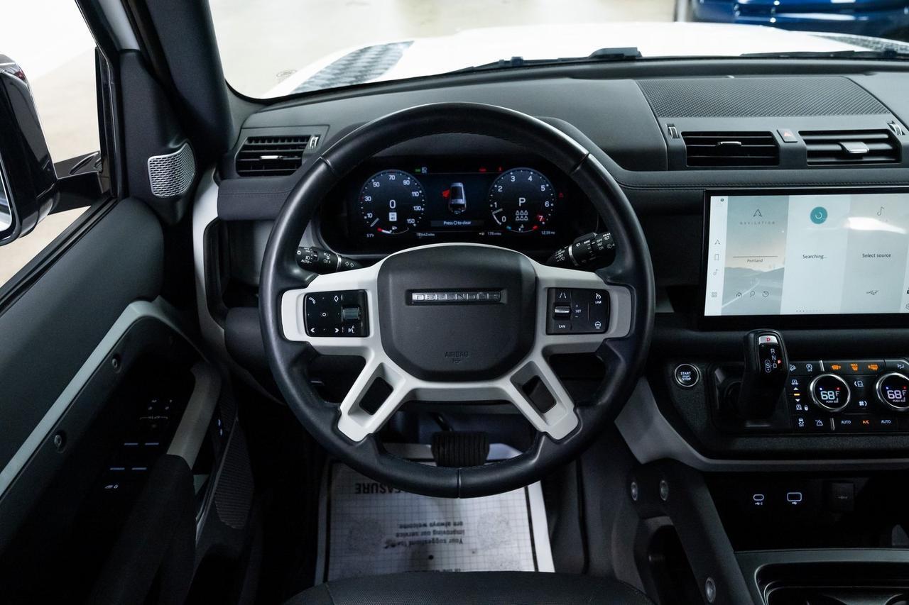 2023 Land Rover Defender 130 X-Dynamic SE 1 Owner 3rd Row Seating Moonroof Portland OR