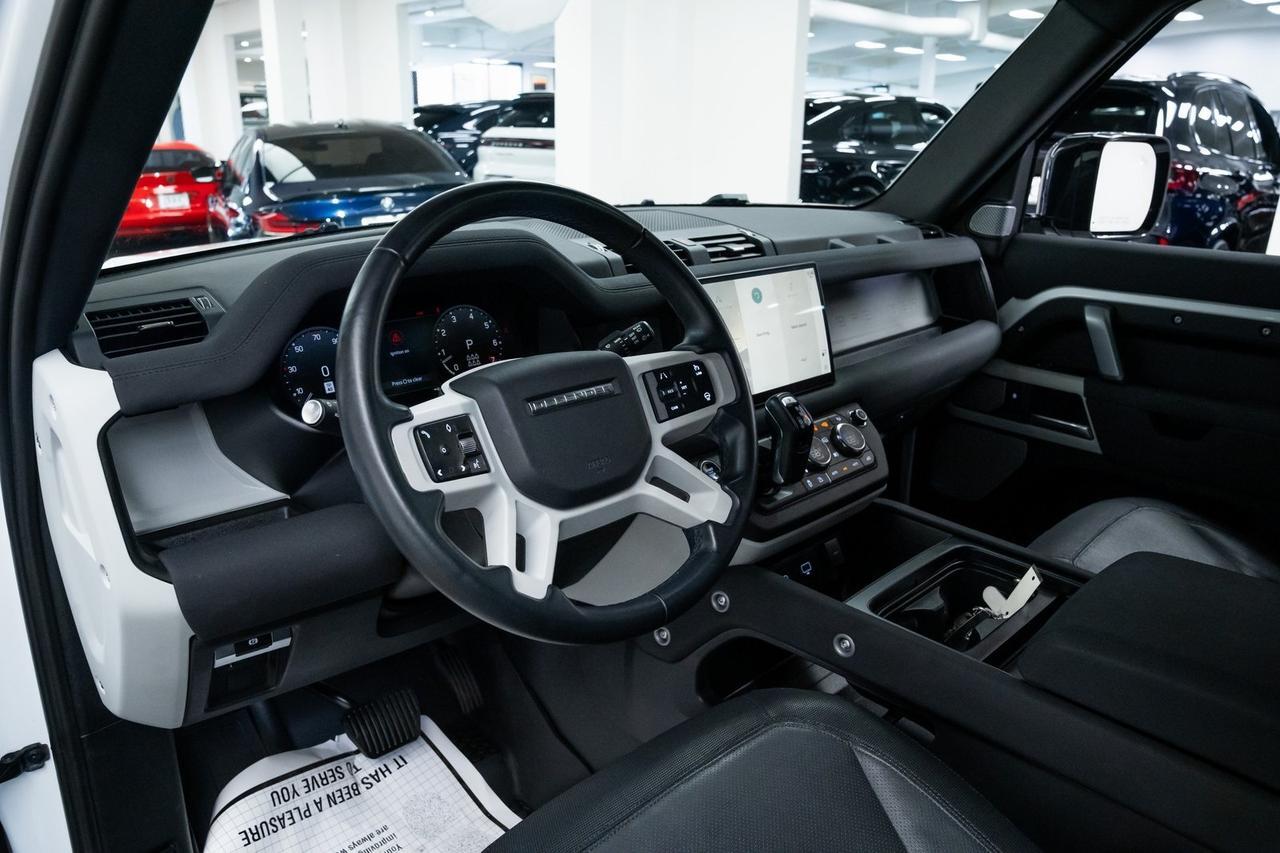 2023 Land Rover Defender 130 X-Dynamic SE 1 Owner 3rd Row Seating Moonroof Portland OR