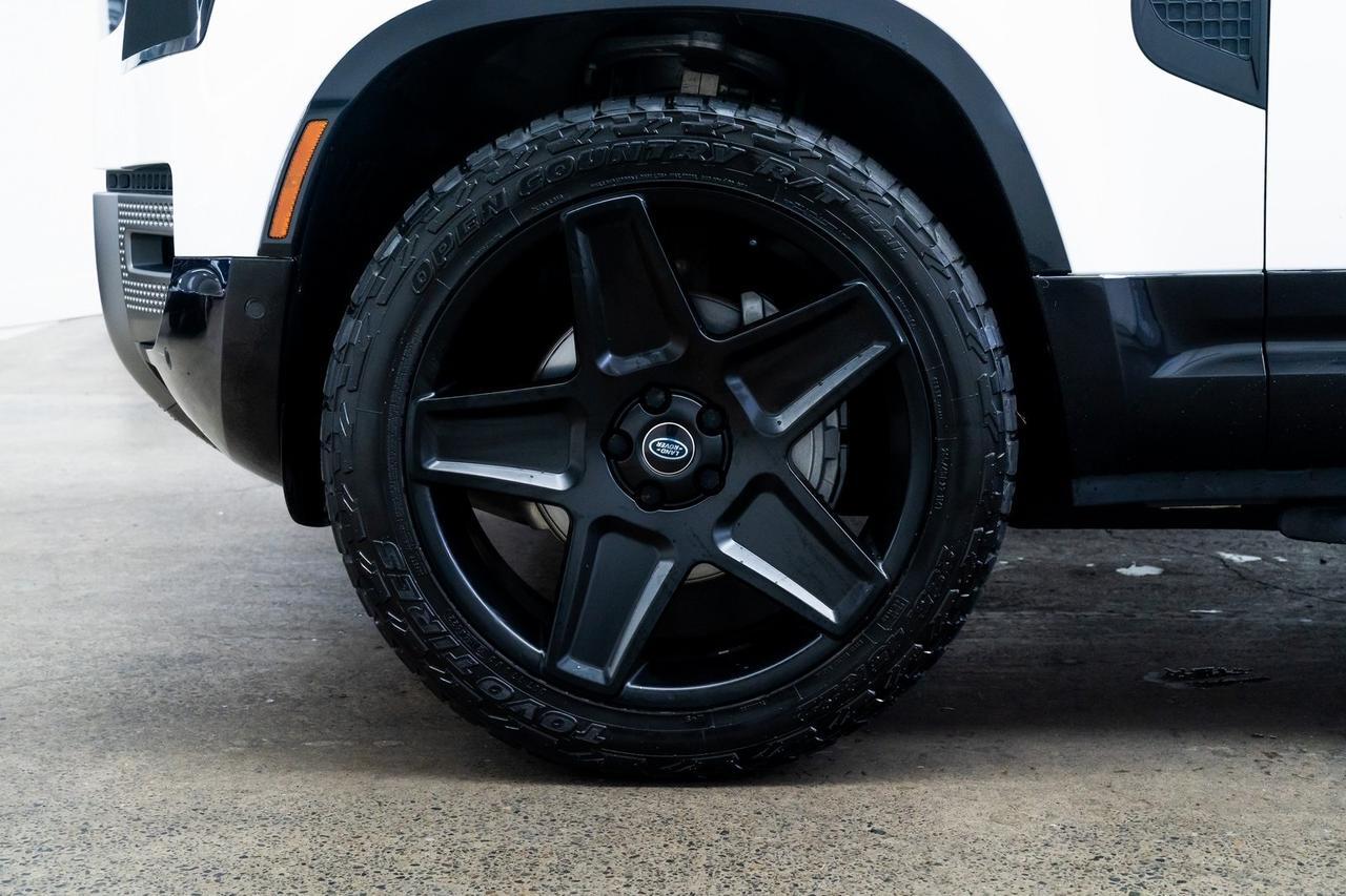 2023 Land Rover Defender 130 X-Dynamic SE 1 Owner 3rd Row Seating Moonroof Portland OR