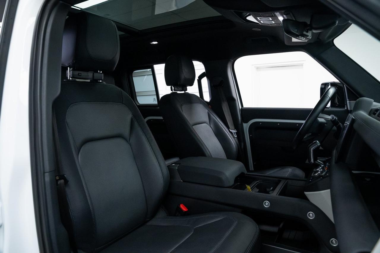 2023 Land Rover Defender 130 X-Dynamic SE 1 Owner 3rd Row Seating Moonroof Portland OR