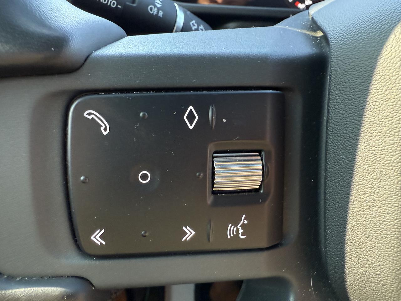 2023 Land Rover Defender 130 X-Dynamic SE Connellsville PA
