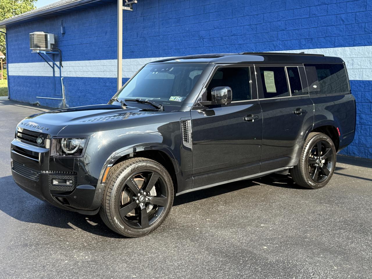 2023 Land Rover Defender 130 X-Dynamic SE Connellsville PA