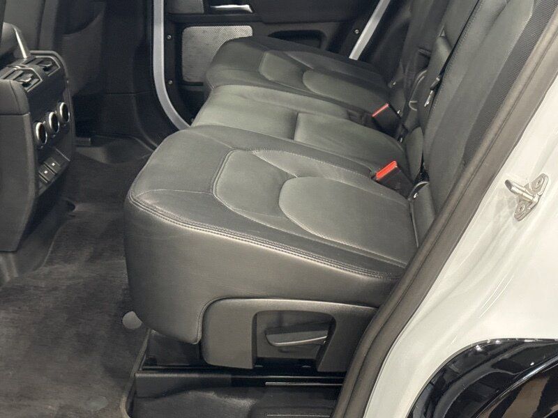 2023 Land Rover Defender 130 X-Dynamic SE Gladstone OR