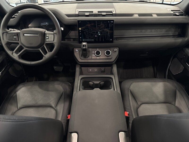 2023 Land Rover Defender 130 X-Dynamic SE Gladstone OR