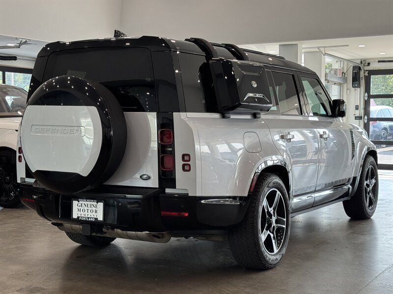 2023 Land Rover Defender 130 X-Dynamic SE Gladstone OR