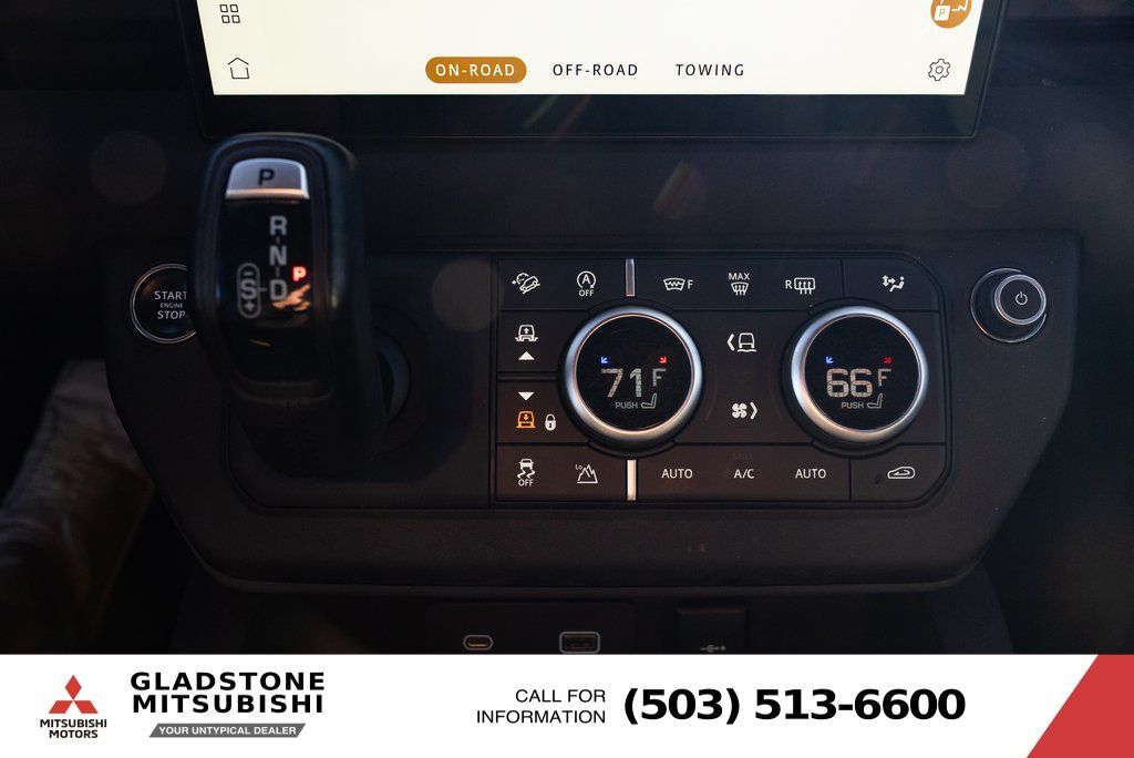 2023 Land Rover Defender 130 X-Dynamic SE Milwaukie OR
