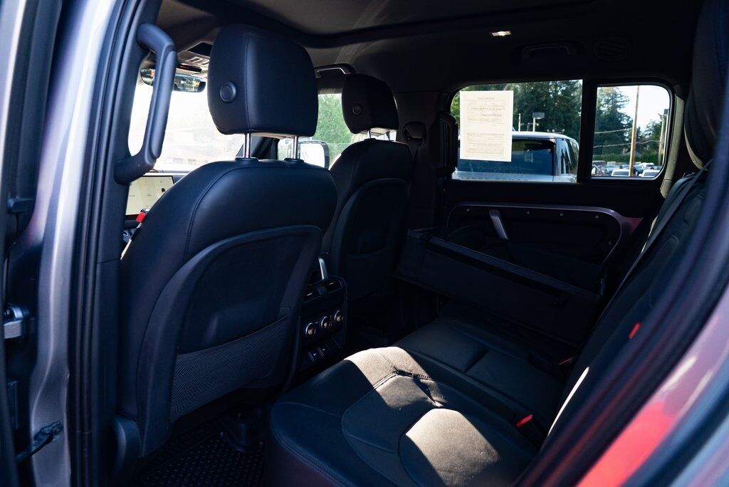 2023 Land Rover Defender 130 X-Dynamic SE Milwaukie OR