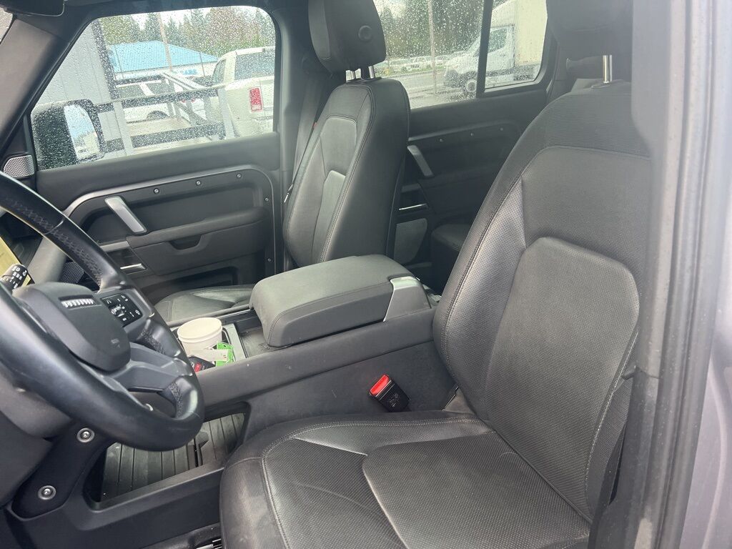 2023 Land Rover Defender 130 X-Dynamic SE Milwaukie OR