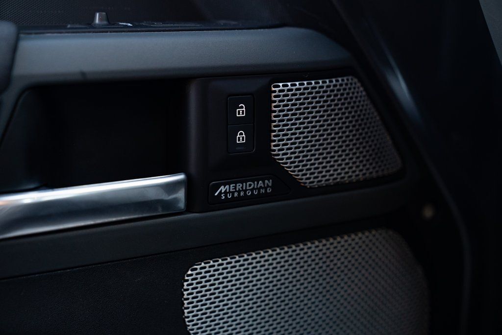 2023 Land Rover Defender 130 X-Dynamic SE Milwaukie OR