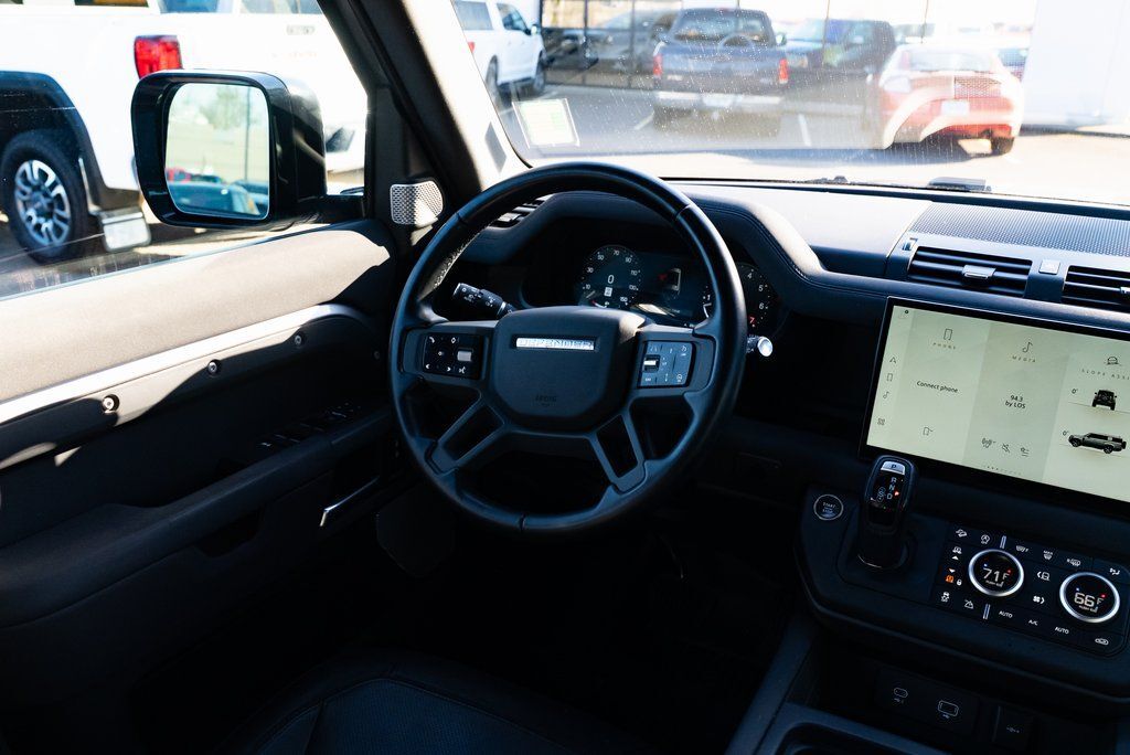 2023 Land Rover Defender 130 X-Dynamic SE Milwaukie OR