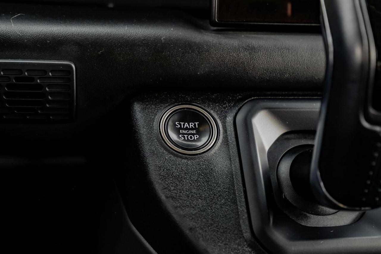 2023 Land Rover Defender 130 X-Dynamic SE Richardson TX