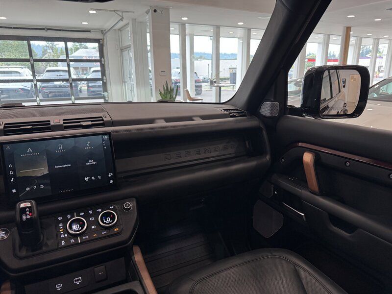 2023 Land Rover Defender 130 X Gladstone OR