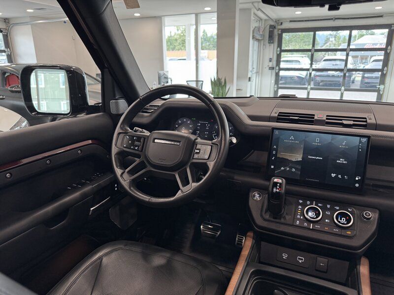 2023 Land Rover Defender 130 X Gladstone OR