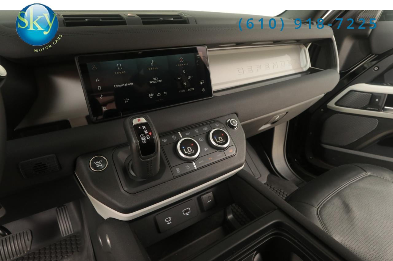 2023 Land Rover Defender 90 AWD S 22&apos;s West Chester PA