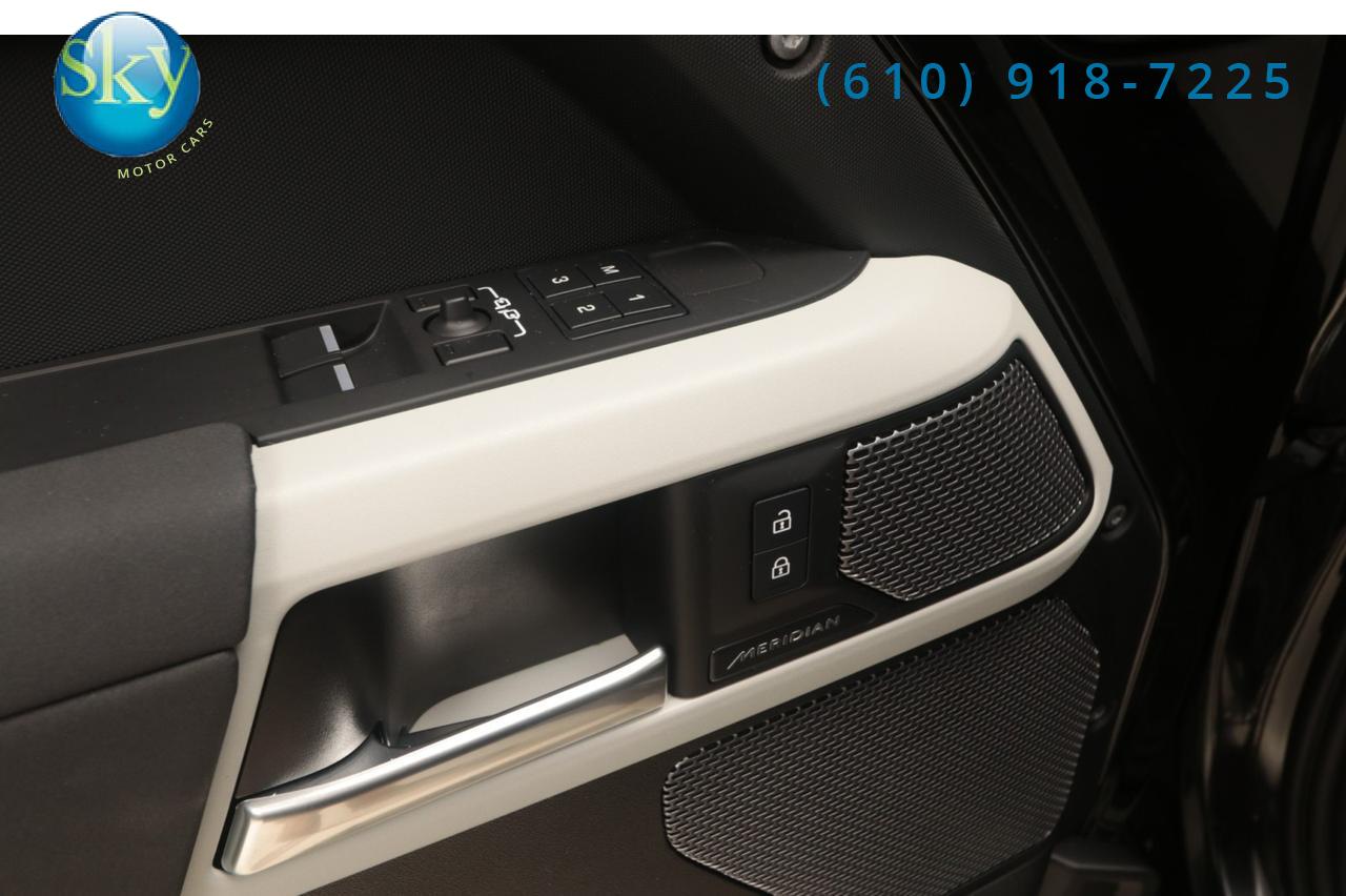 2023 Land Rover Defender 90 AWD S 22&apos;s West Chester PA