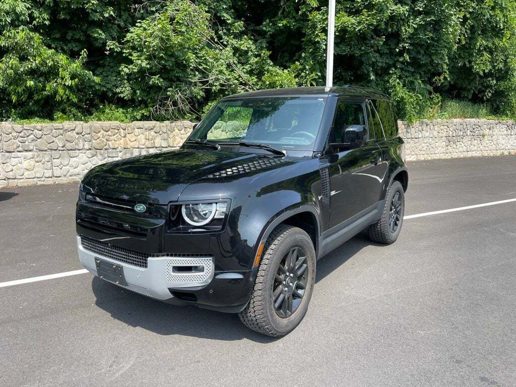 2023 Land Rover Defender 90 S