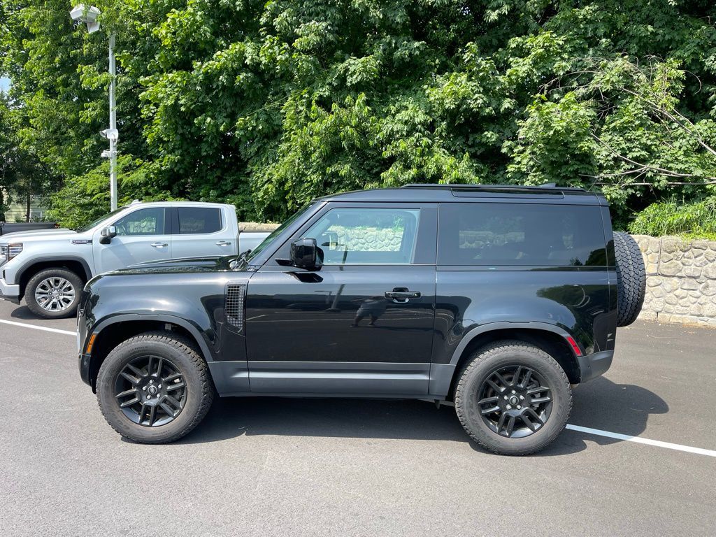 2023 Land Rover Defender 90 S