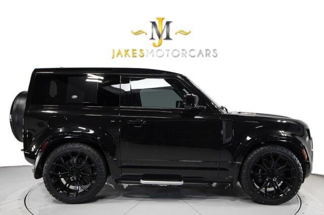 2023 Land Rover Defender 90 V8 ($113,390 MSRP) *ONLY 7500 MILES* *CUSTOM WHEELS* *BLACKOUT PACKAGE* San Diego CA