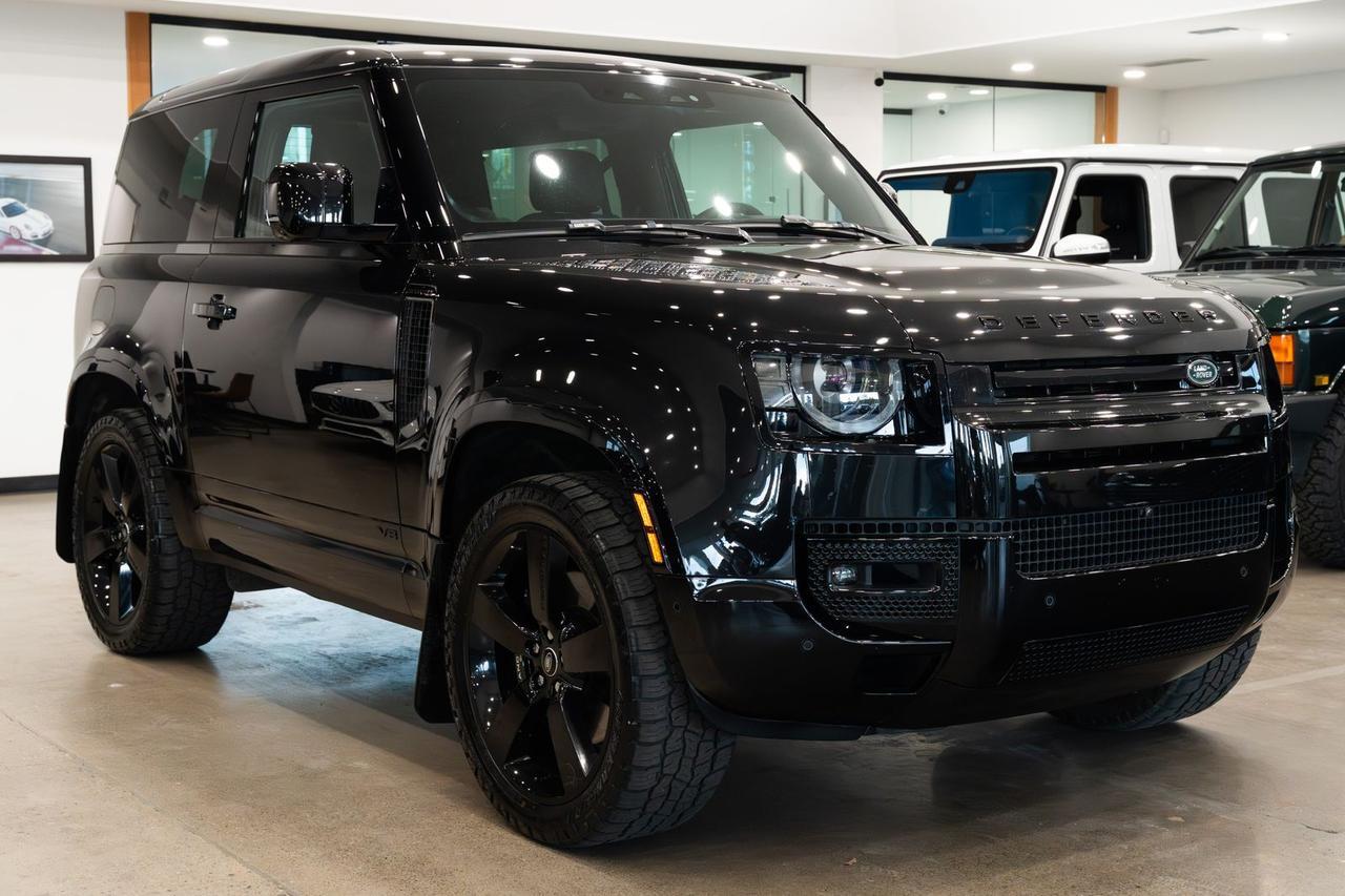 2023 Land Rover Defender 90 V8