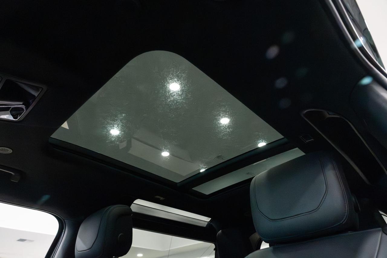 2023 Land Rover Defender 90 V8 Gladstone OR