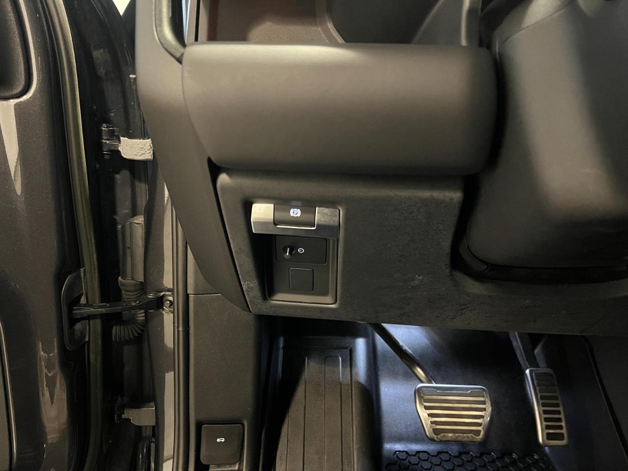 2023 Land Rover Defender Carpathian Edition Parker CO