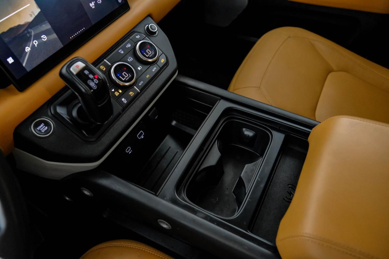 2023 Land Rover Defender S AWD BLIND SPOT ASSIST LANE KEEP ASSIST EMERGENCY BRAKING NAVIG Carrollton TX