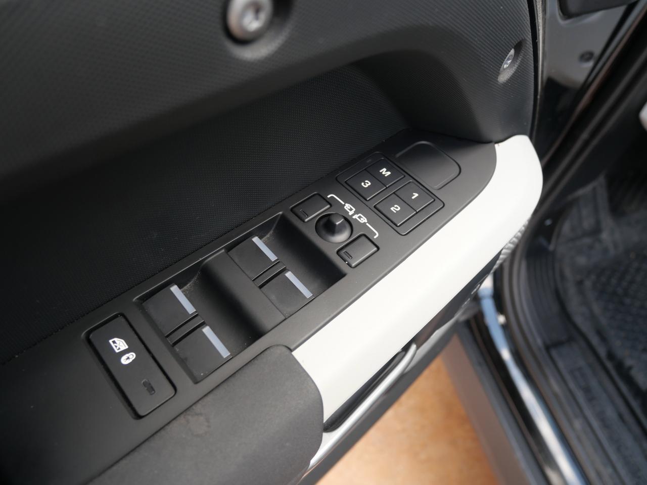 2023 Land Rover Defender S San Juan TX