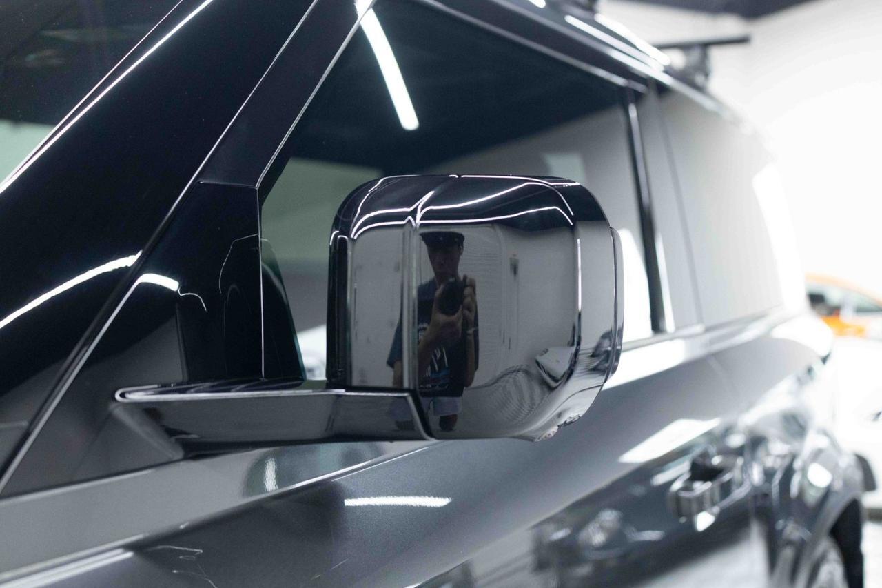 2023 Land Rover Defender SE Marietta GA