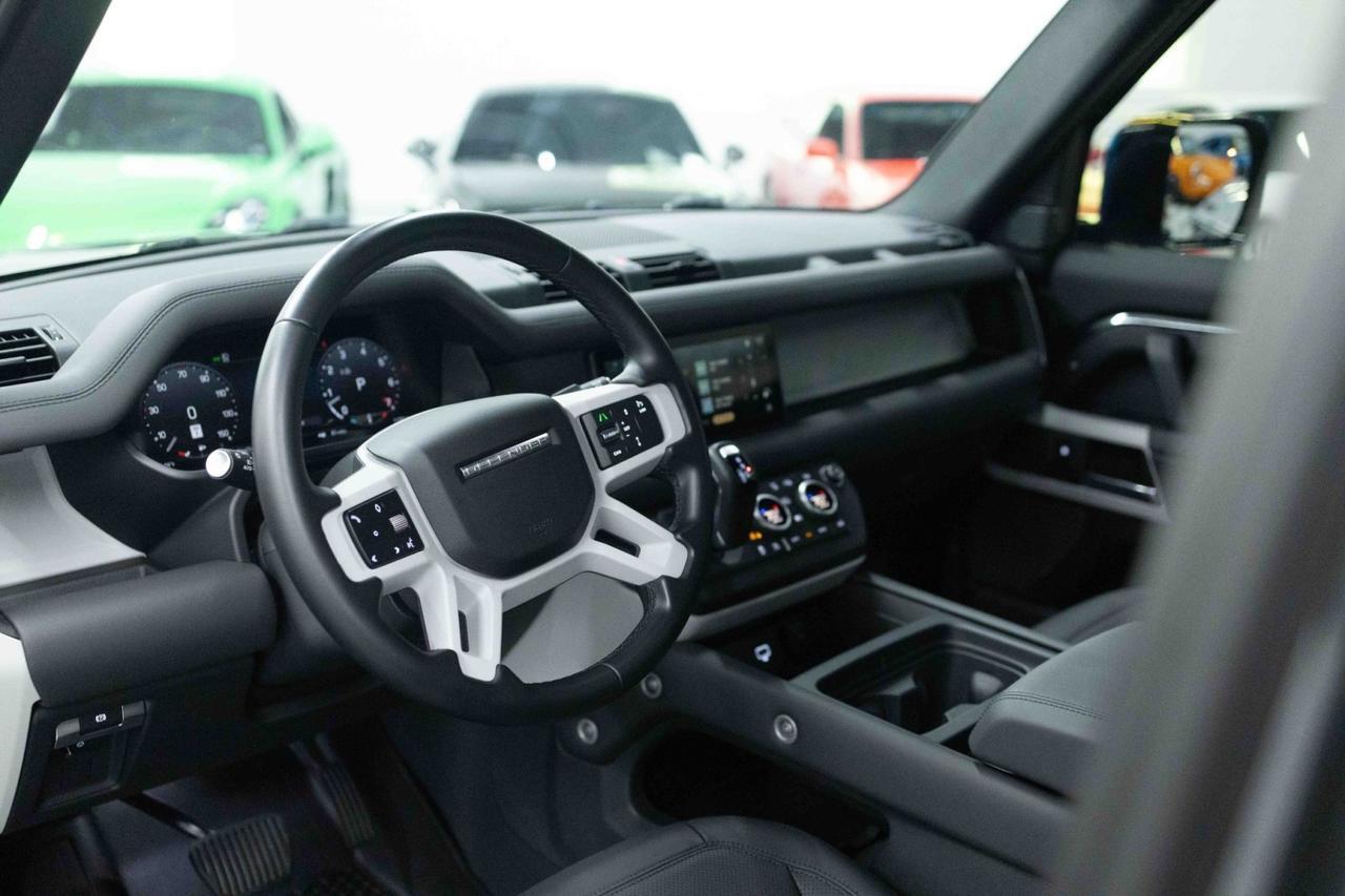 2023 Land Rover Defender SE Marietta GA
