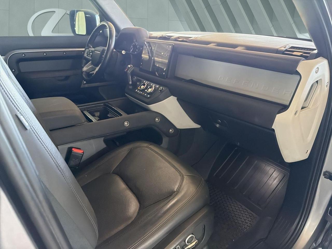 2023 Land Rover Defender SE San Antonio TX