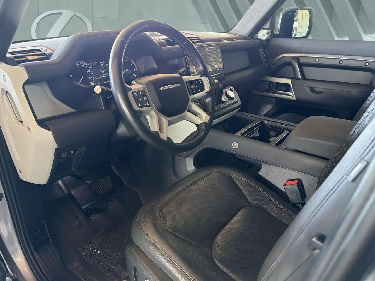 2023 Land Rover Defender SE San Antonio TX