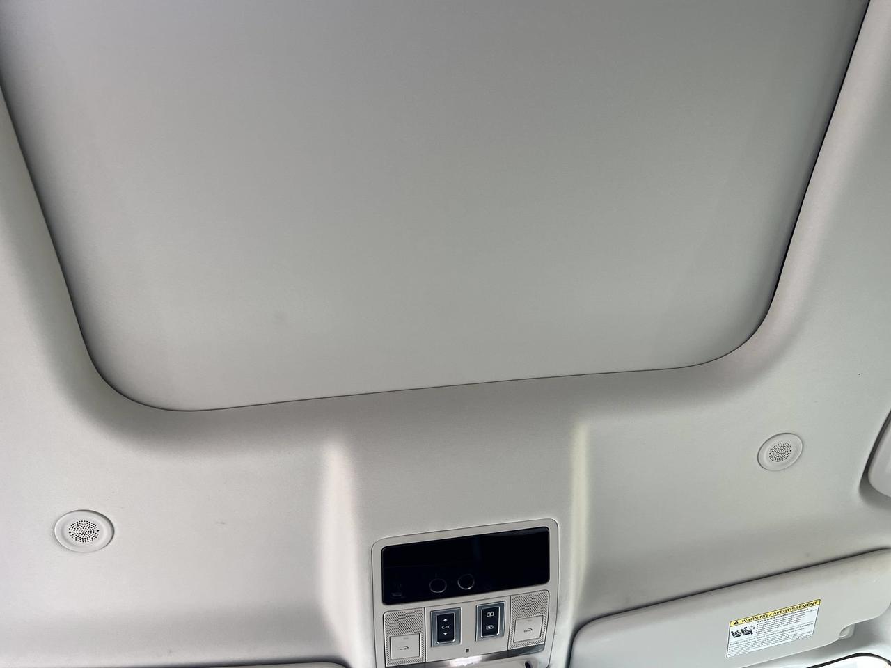 2023 Land Rover Defender SE San Antonio TX