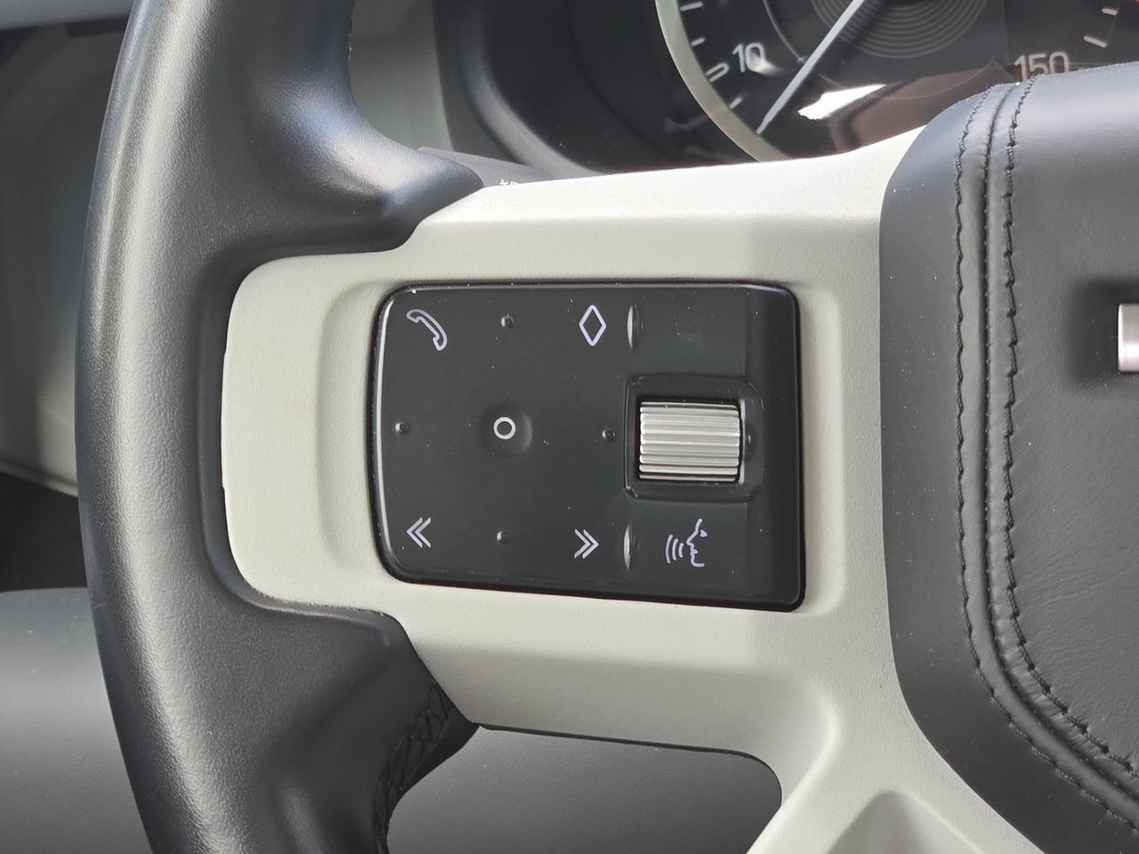 2023 Land Rover Defender SE San Antonio TX