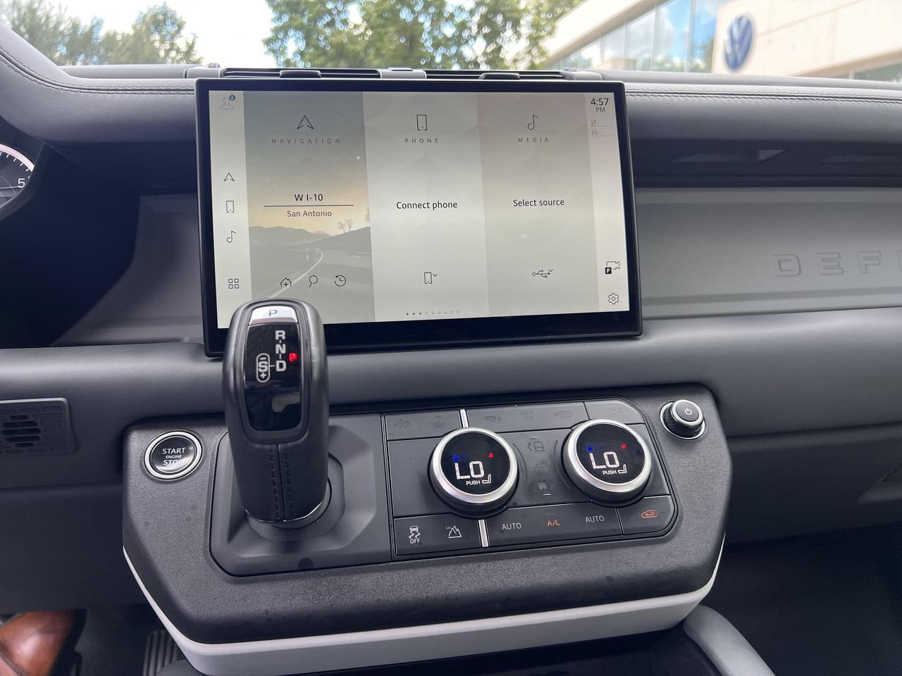2023 Land Rover Defender SE San Antonio TX