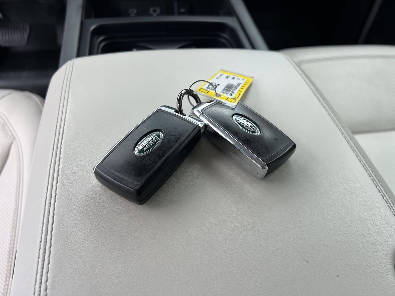 2023 Land Rover Defender SE San Antonio TX