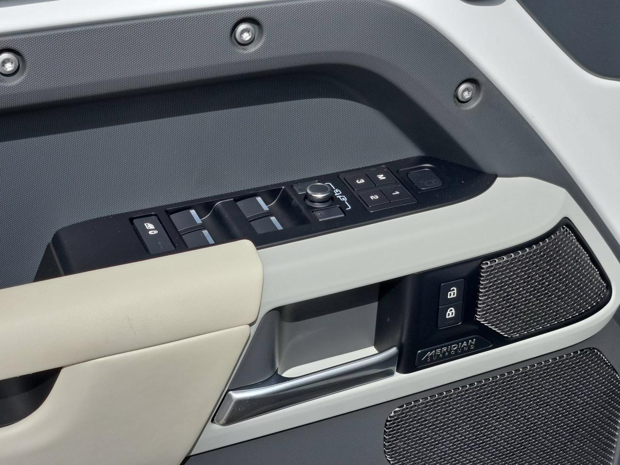 2023 Land Rover Defender SE San Antonio TX