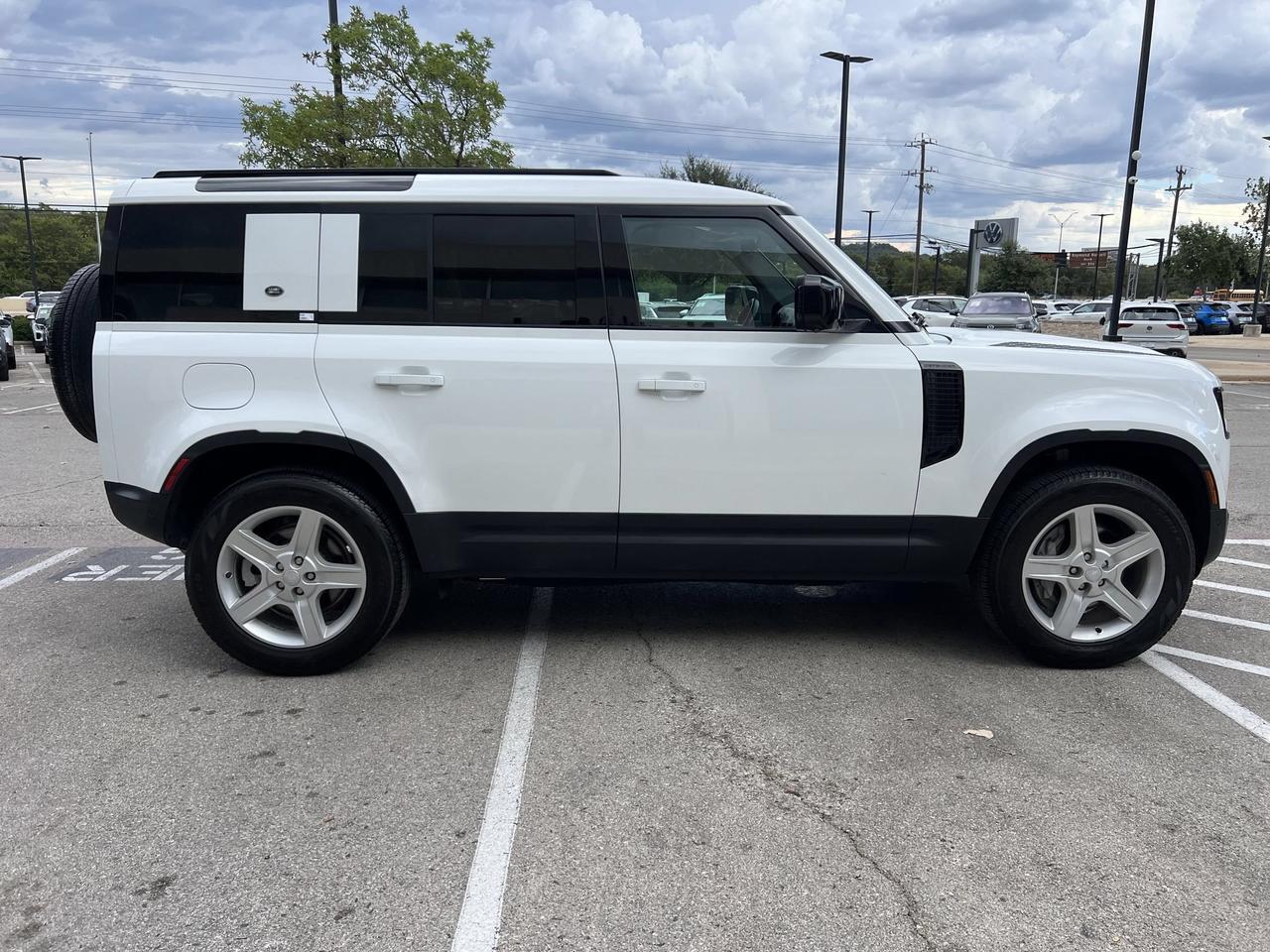 2023 Land Rover Defender SE San Antonio TX