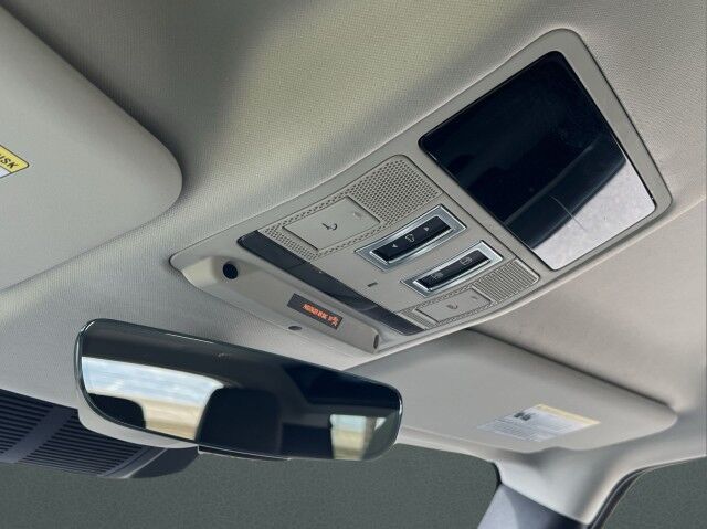 2023 Land Rover Defender SE San Juan TX