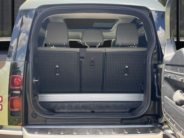 2023 Land Rover Defender SE San Juan TX